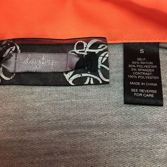 Daytrip  open cardigan  size S - Picture 3 of 5